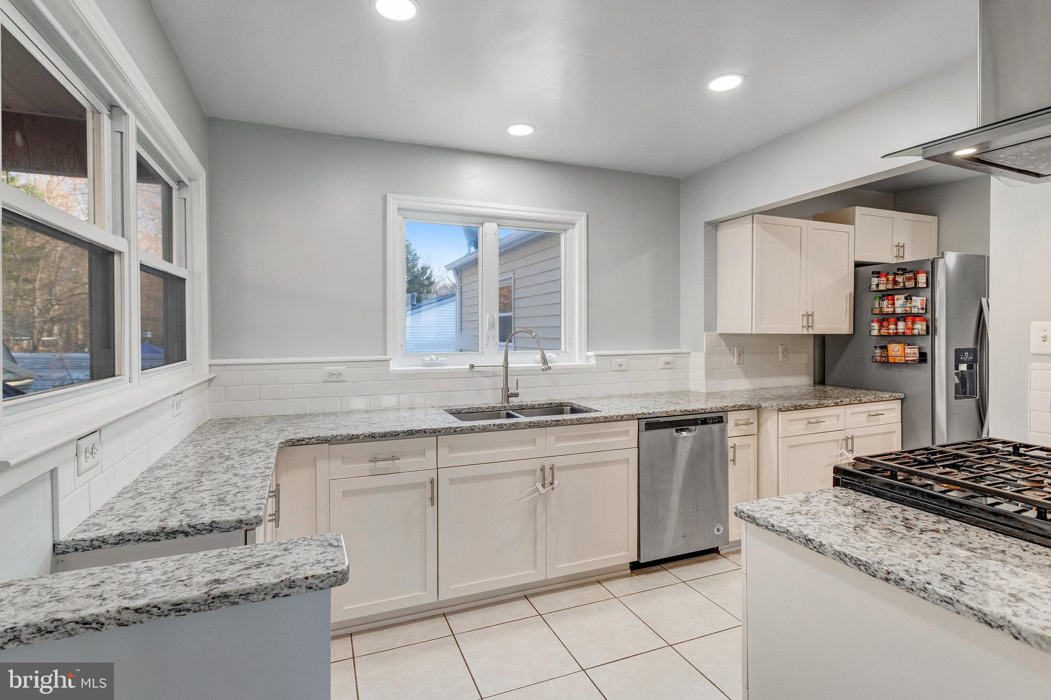 DALE CITY - Residential