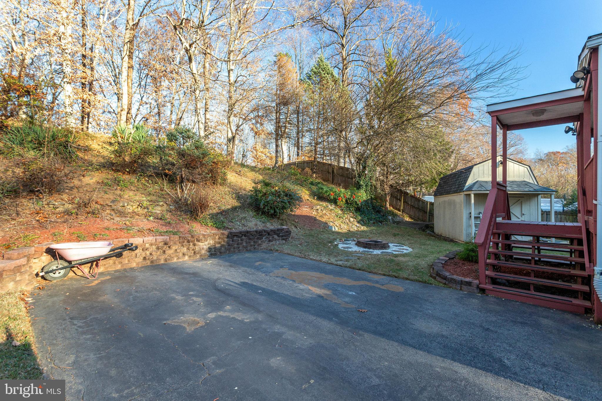 DALE CITY - Residential