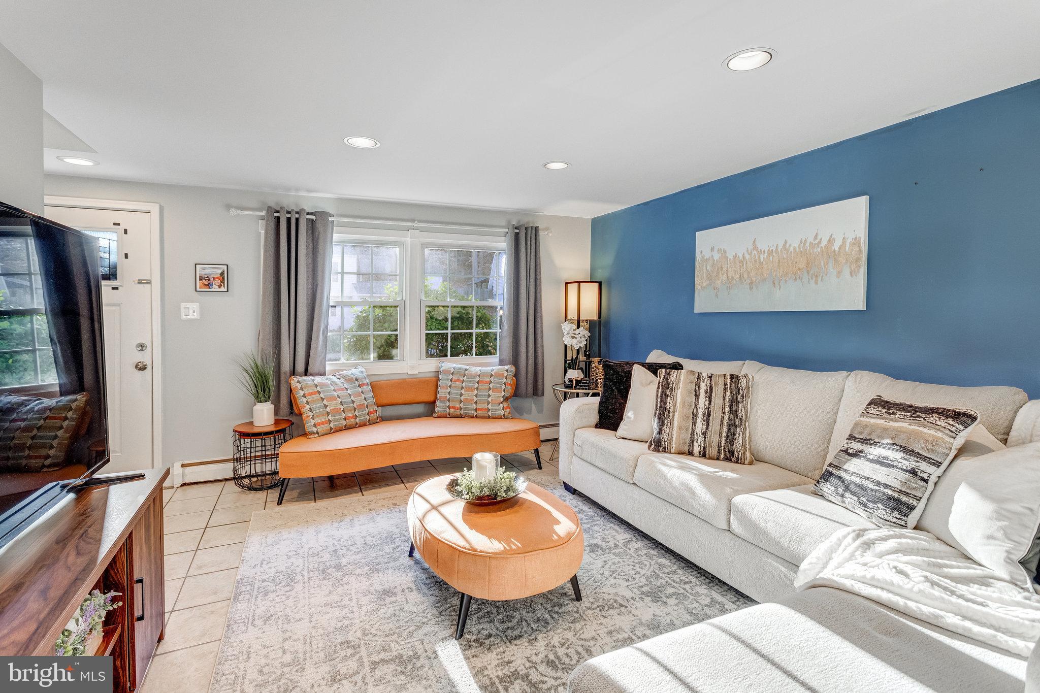 DALE CITY - Residential