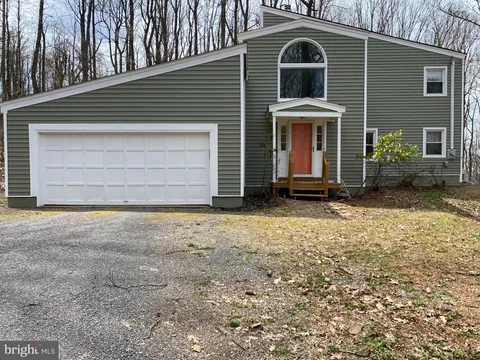 28 Cliff Road, Front Royal, VA MLS: VAWR2010710