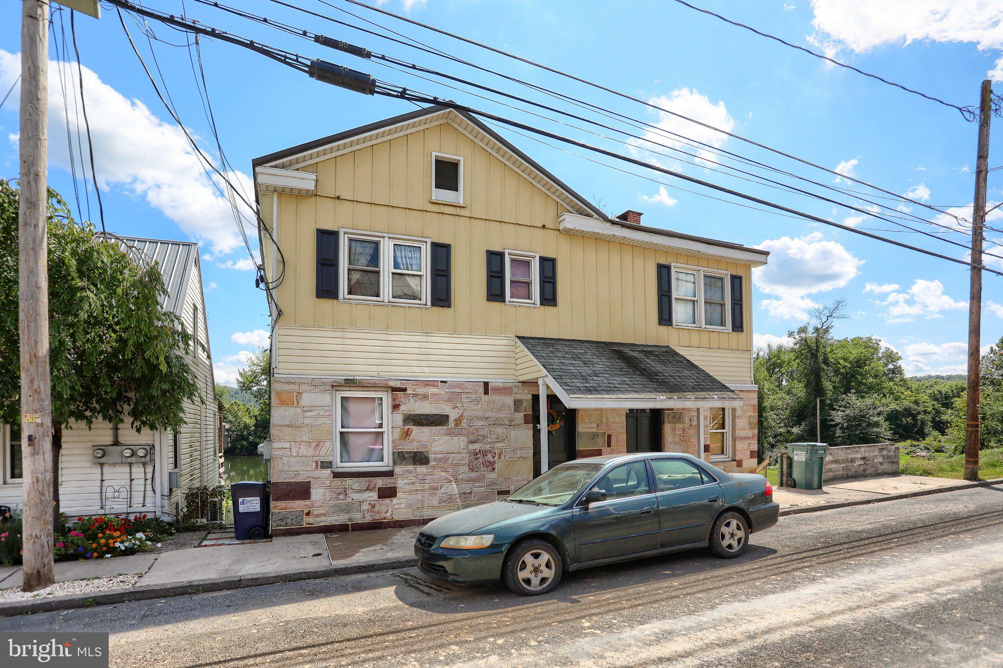 805 FRONT STREET