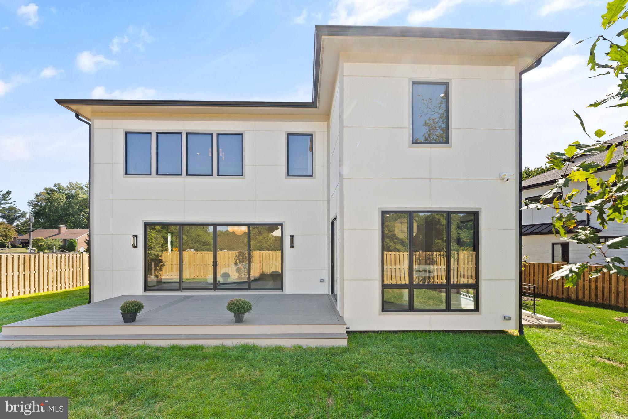 EL NIDO ESTATES - Residential