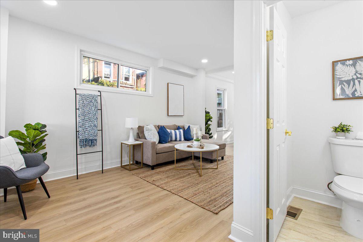 FRANKLINTOWN ROAD - Residential