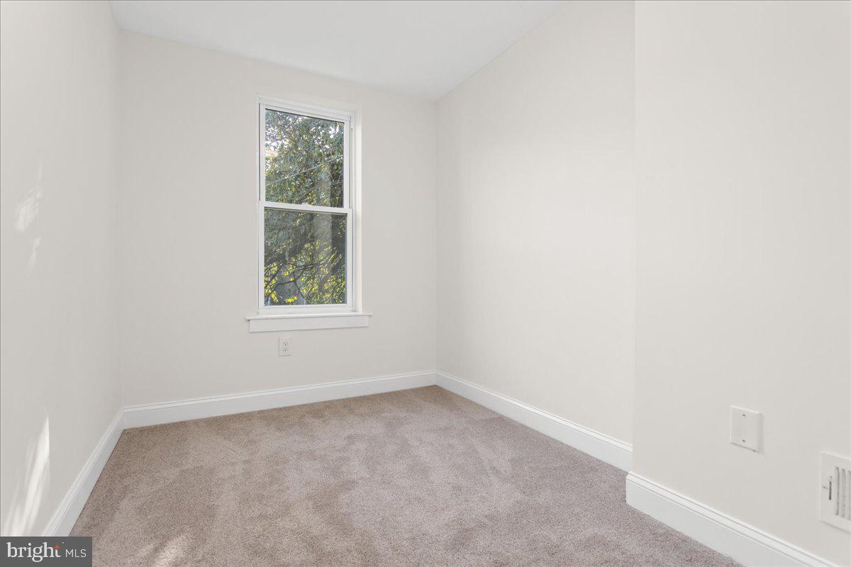 FRANKLINTOWN ROAD - Residential