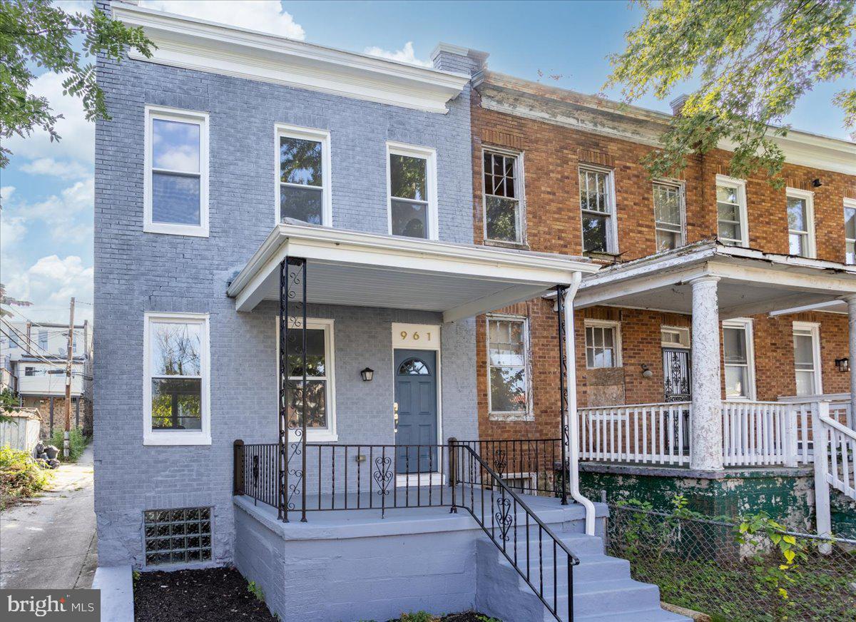 FRANKLINTOWN ROAD - Residential