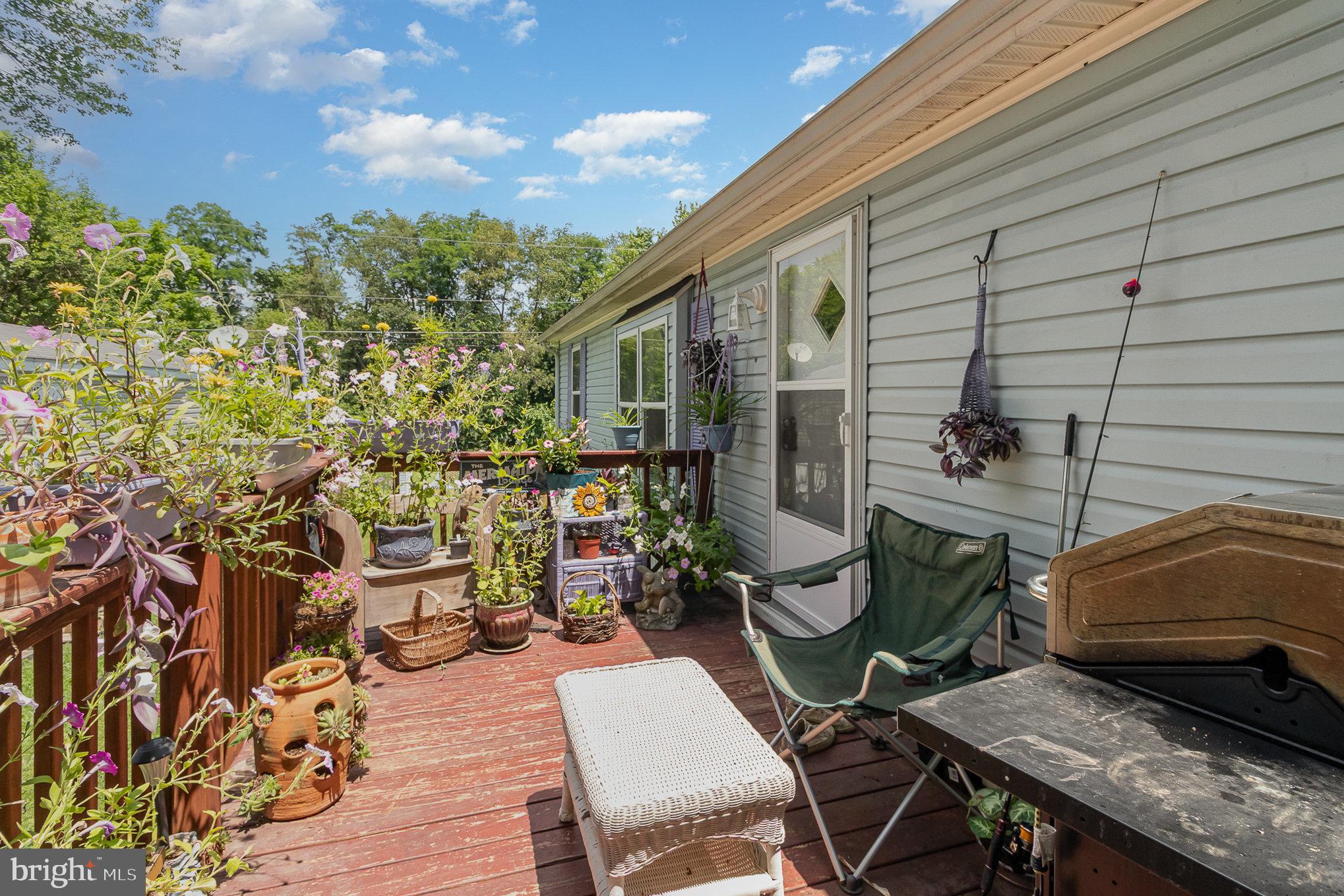 670 HEMPFIELD HILL ROAD 20