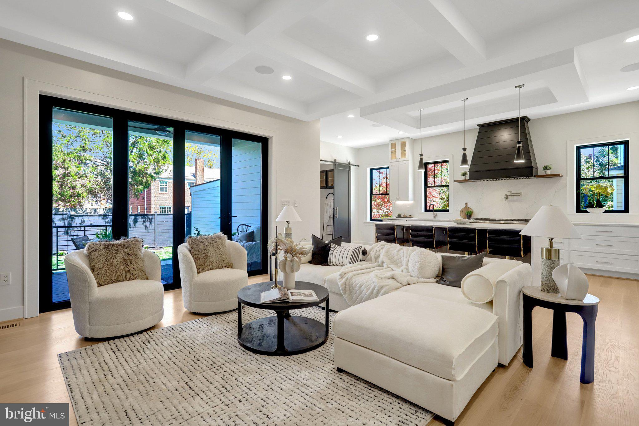 DEL RAY - Residential