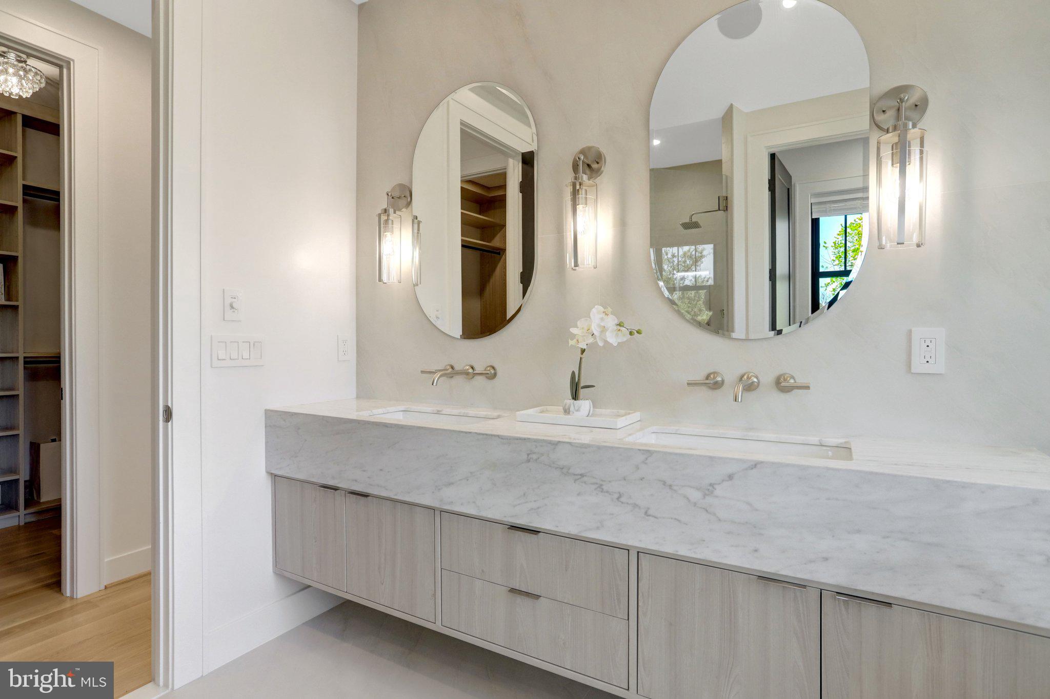 DEL RAY - Residential