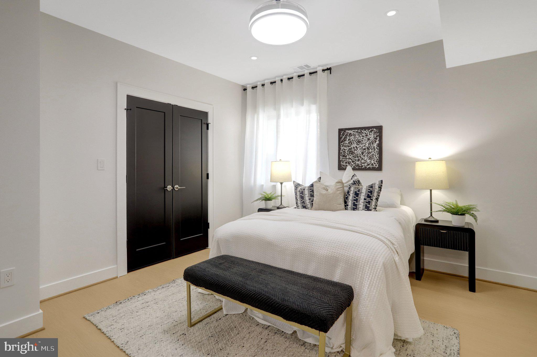 DEL RAY - Residential