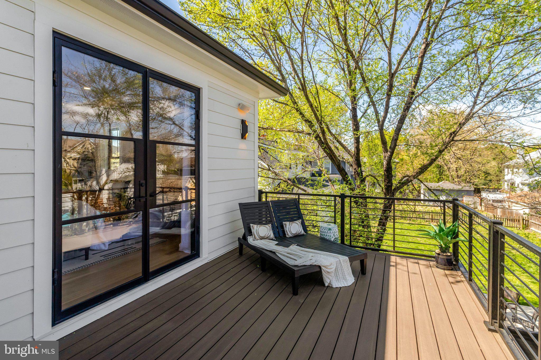 DEL RAY - Residential