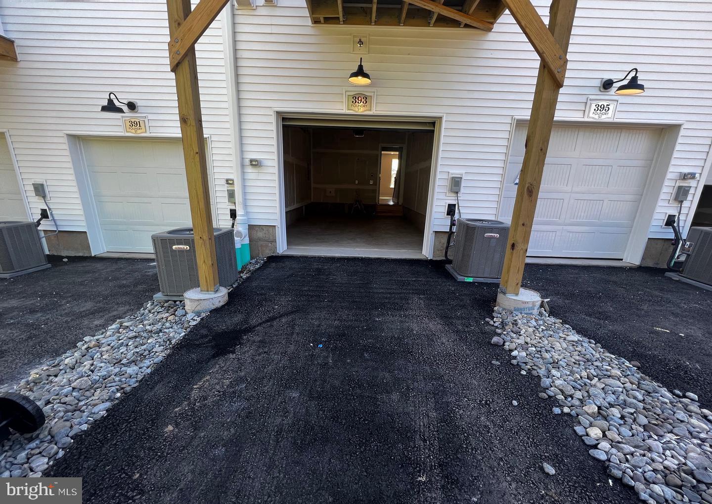 STEELPOINTE - Residential Lease