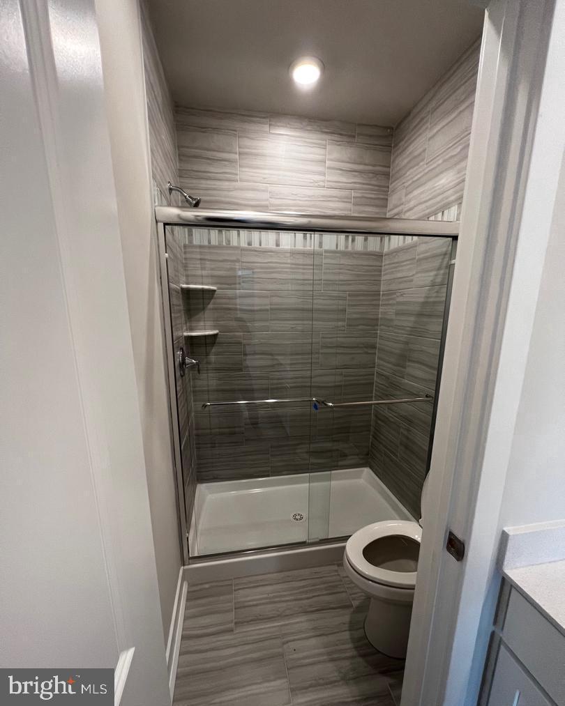 STEELPOINTE - Residential Lease