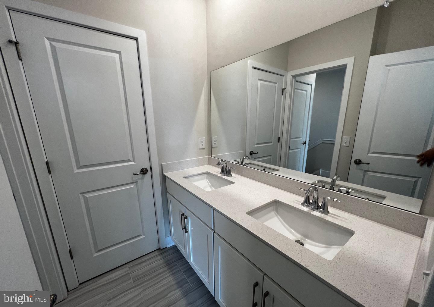 STEELPOINTE - Residential Lease