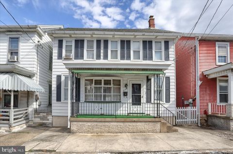 Photo of 333 Main Street, LYKENS, PA 17048 (MLS # PADA2059280)