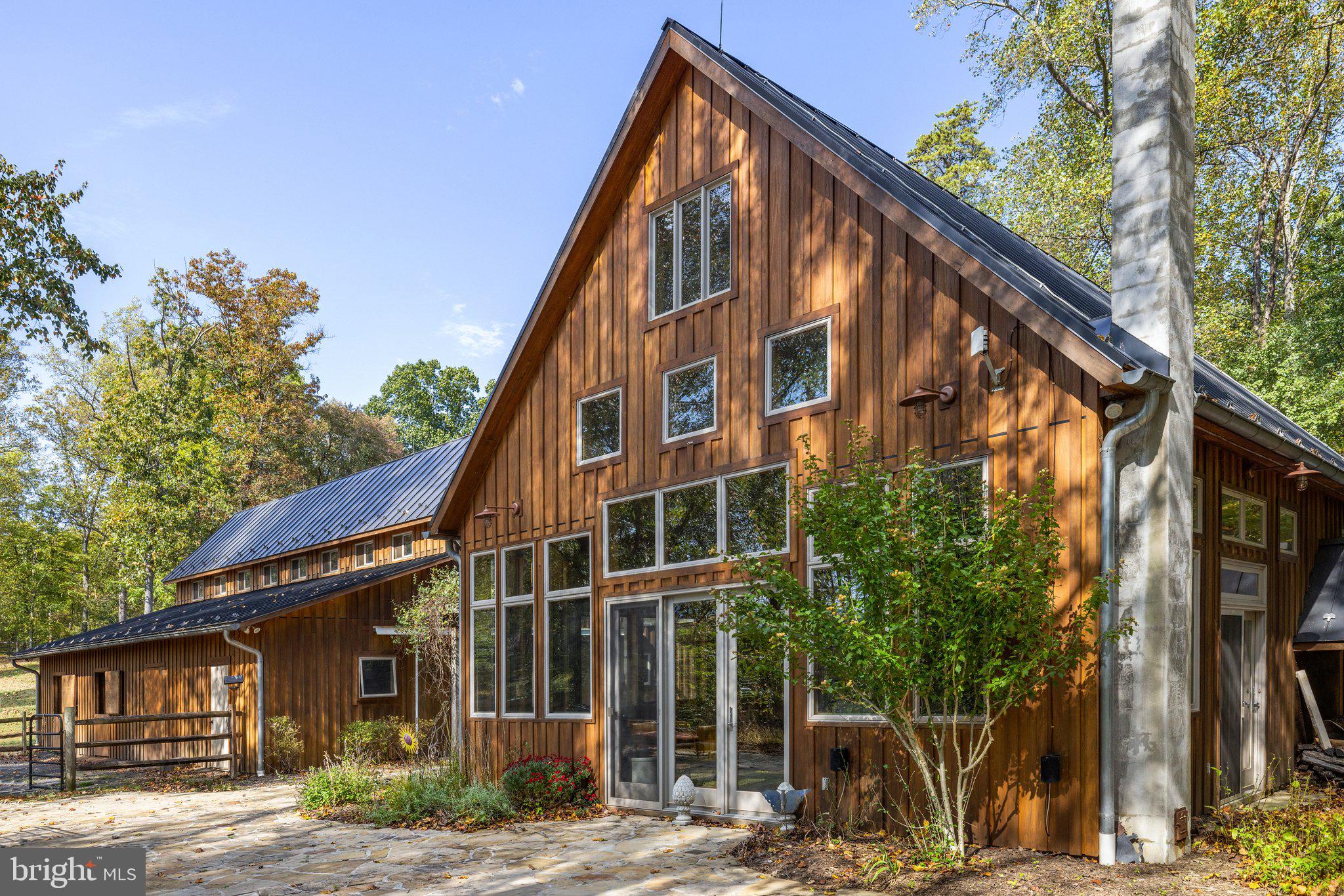 FLINT HILL - Residential