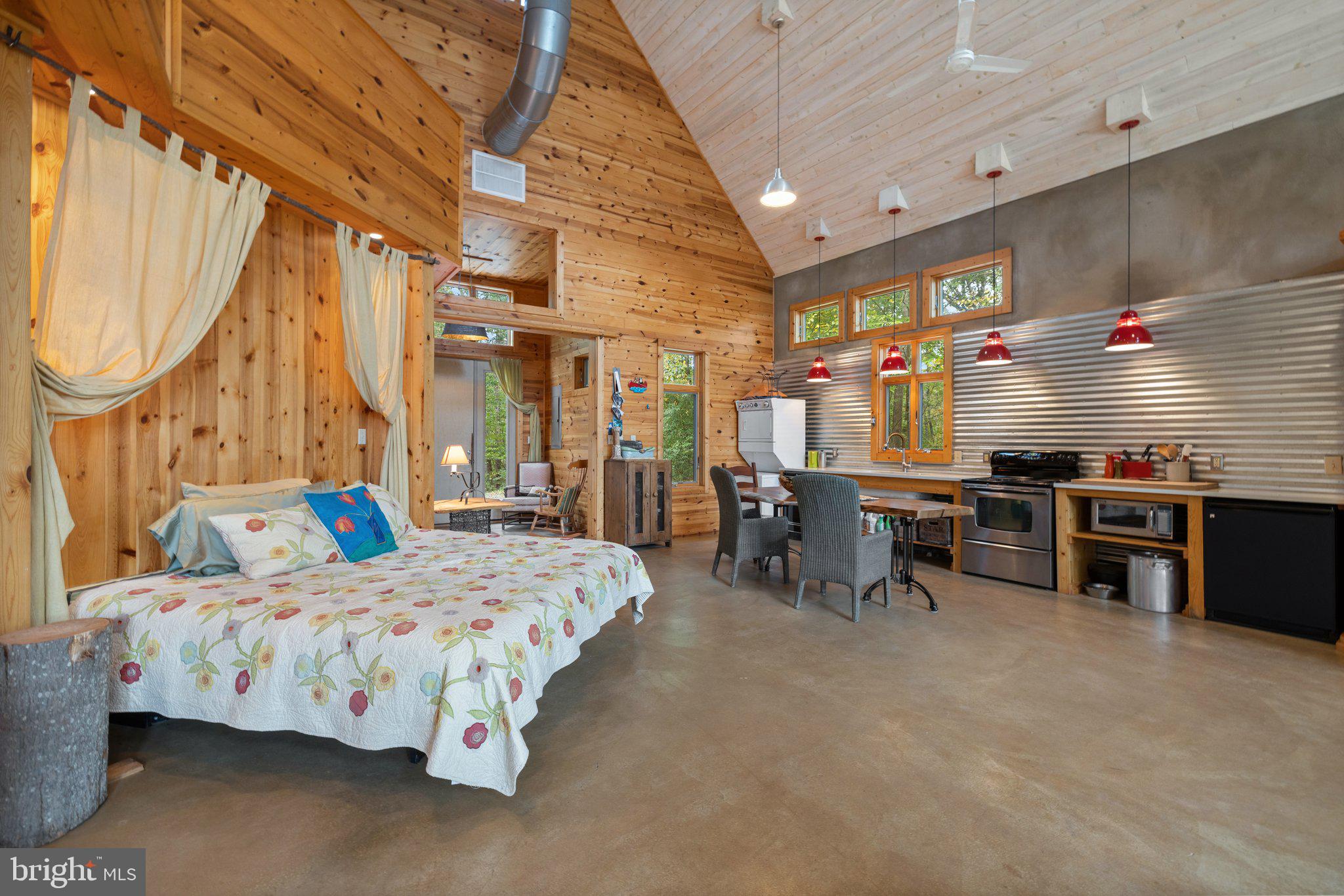 FLINT HILL - Residential