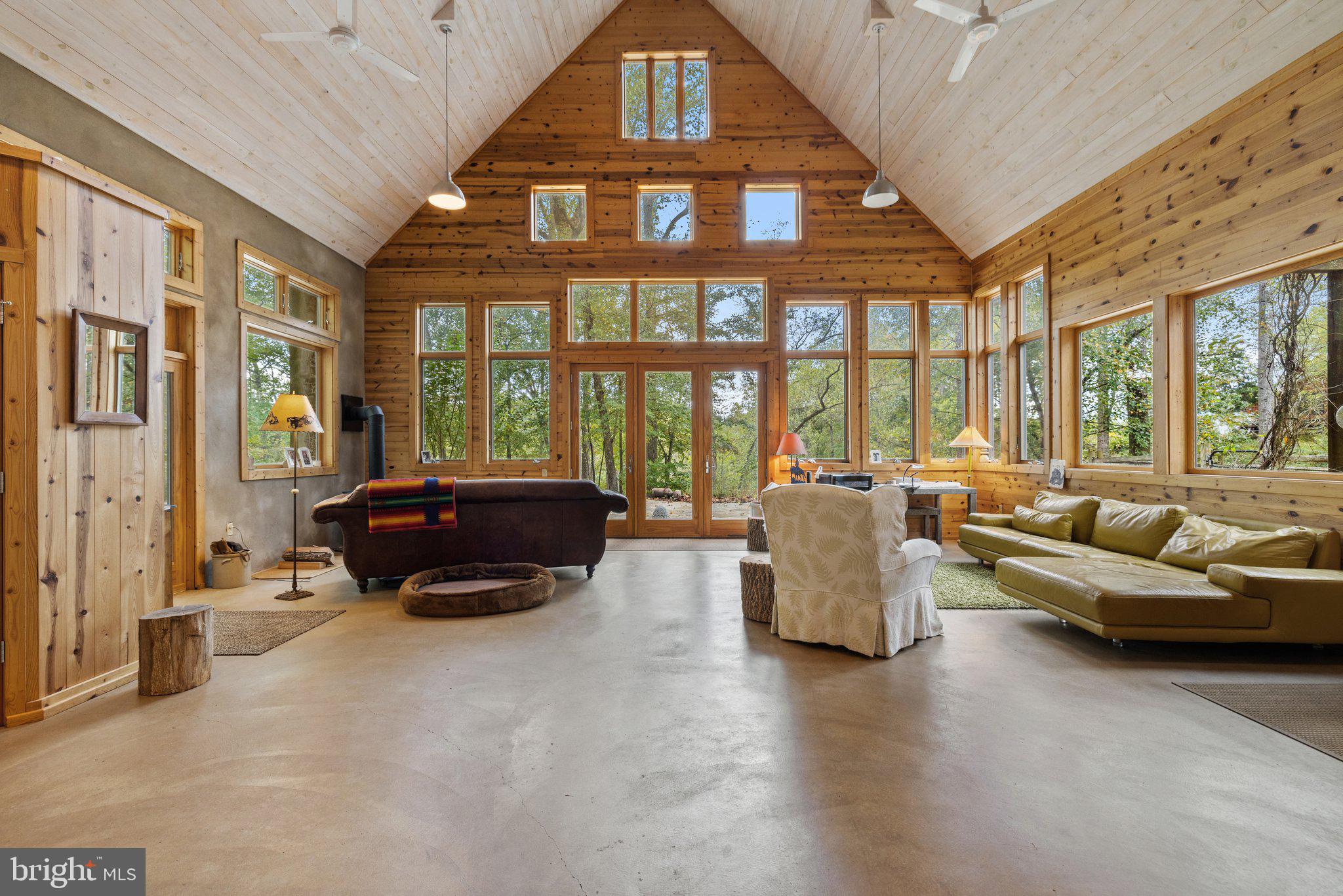 FLINT HILL - Residential