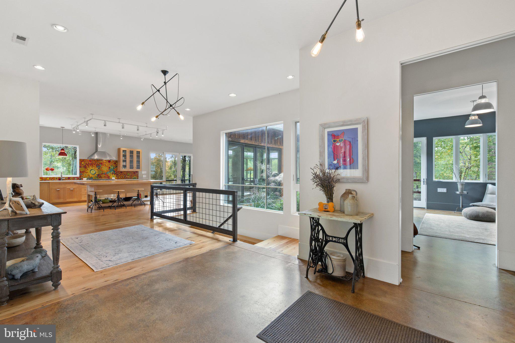 FLINT HILL - Residential