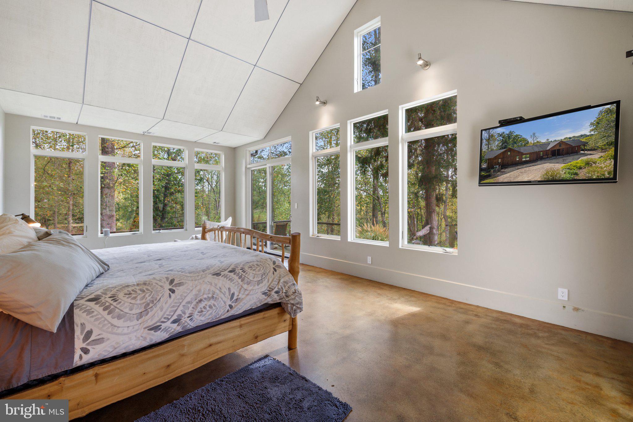 FLINT HILL - Residential