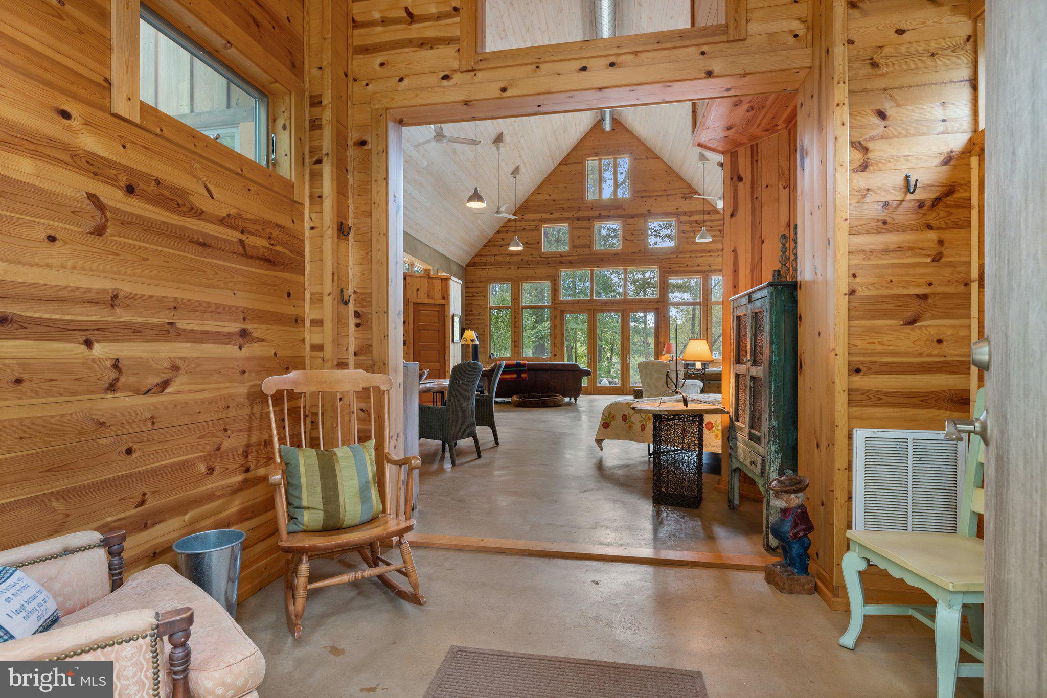 FLINT HILL - Residential