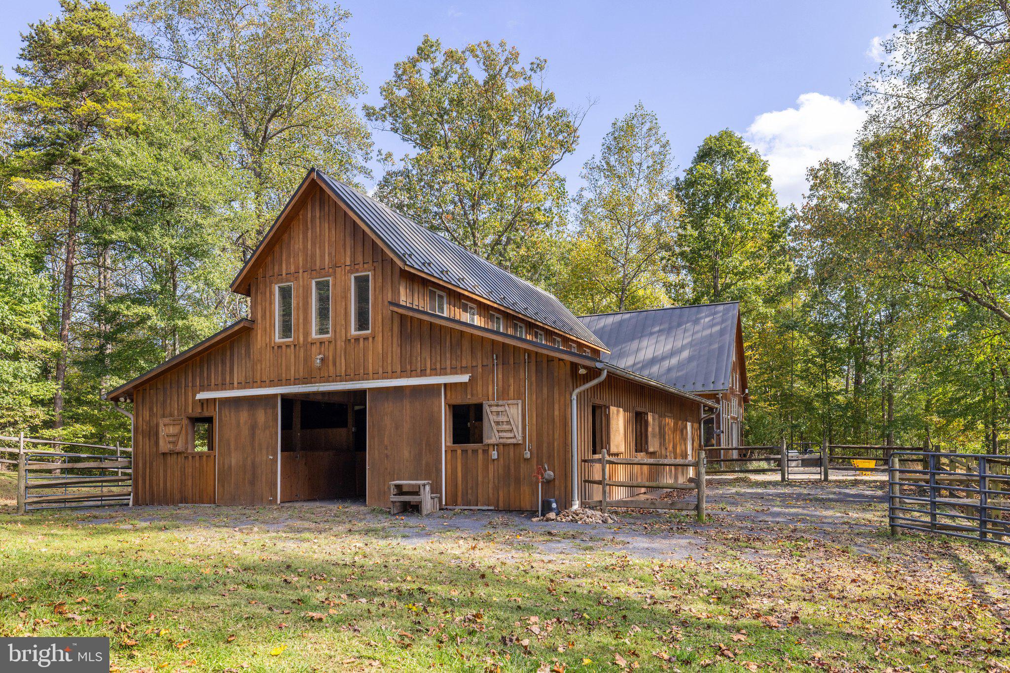 FLINT HILL - Residential