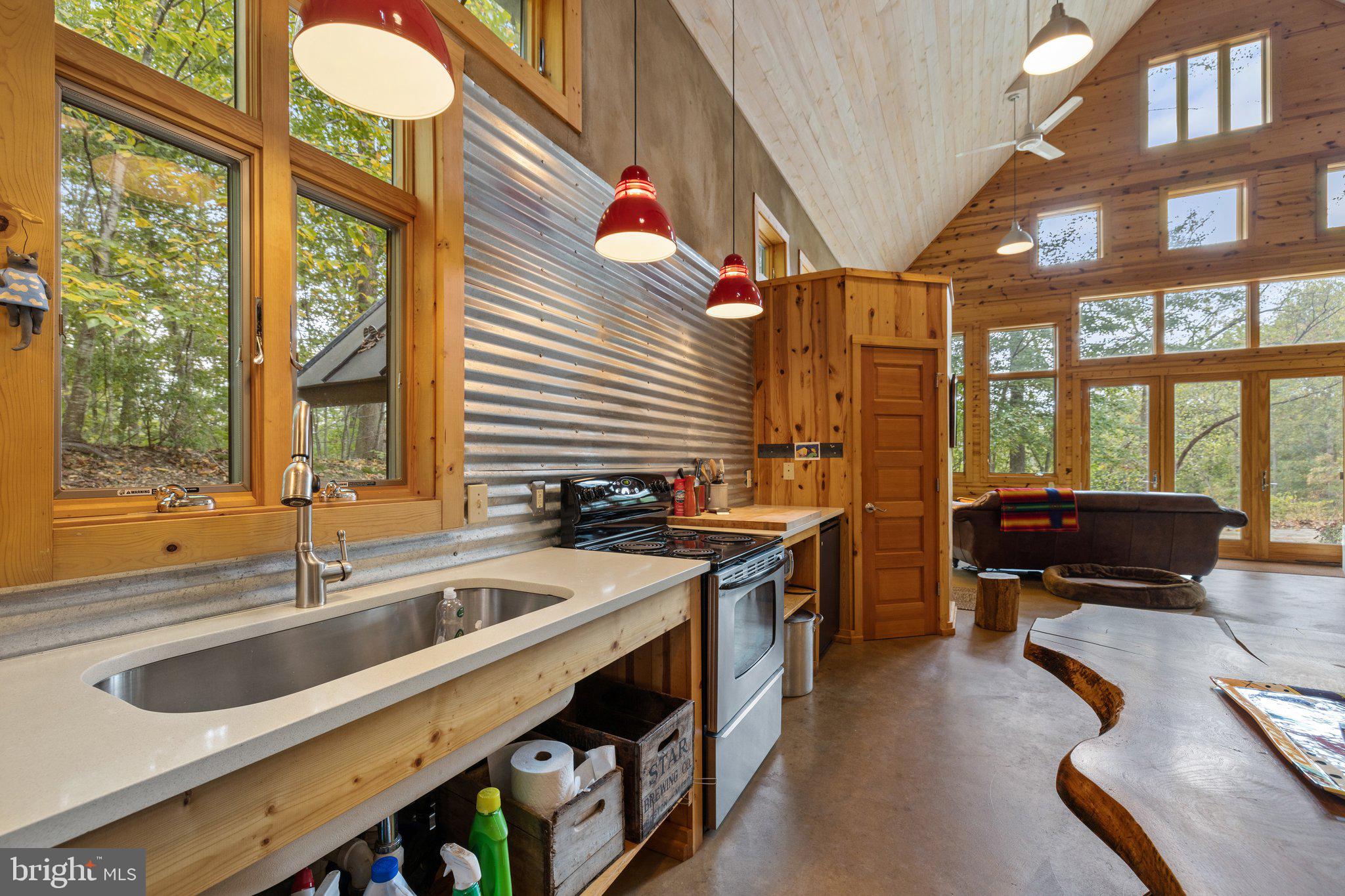 FLINT HILL - Residential