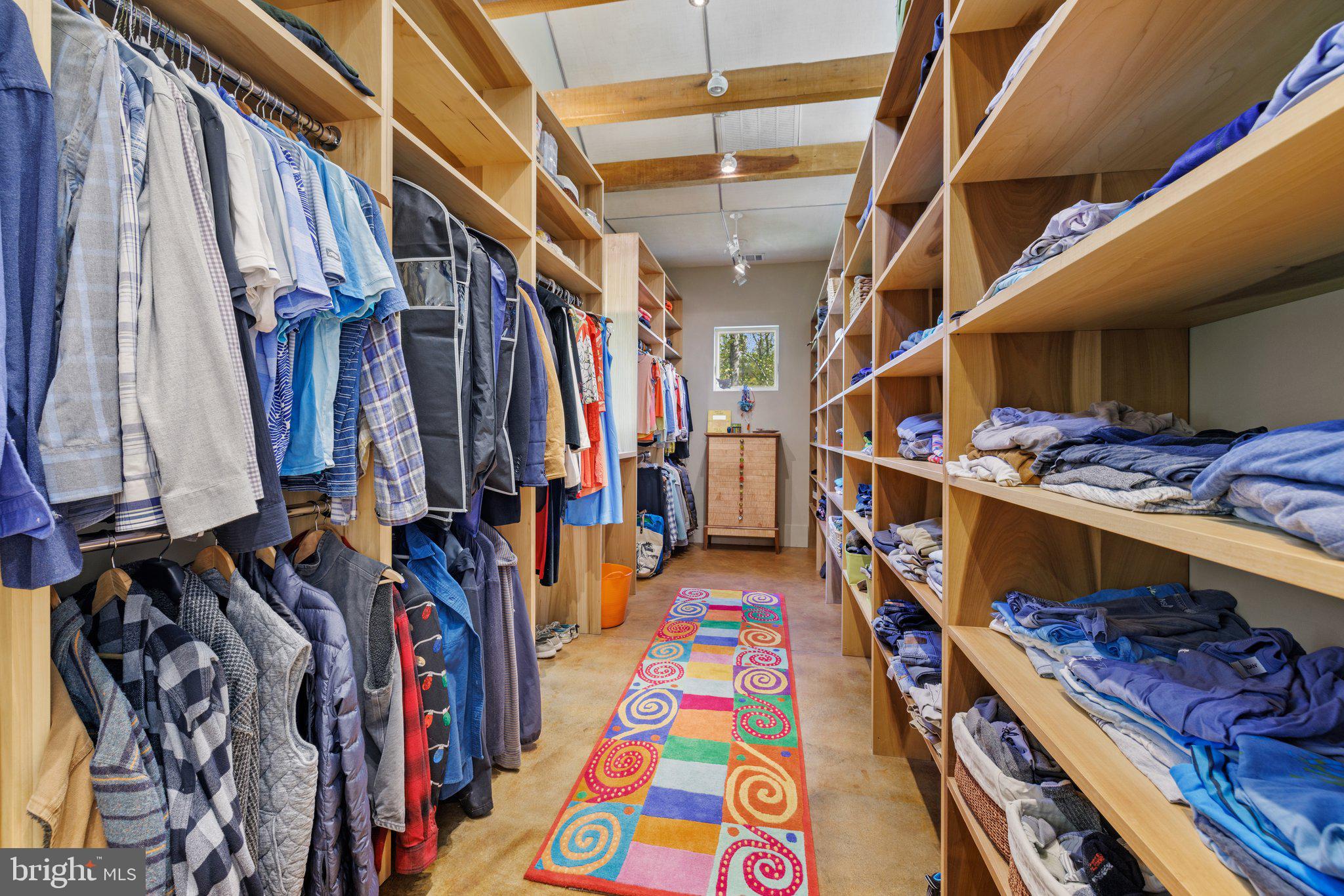 FLINT HILL - Residential