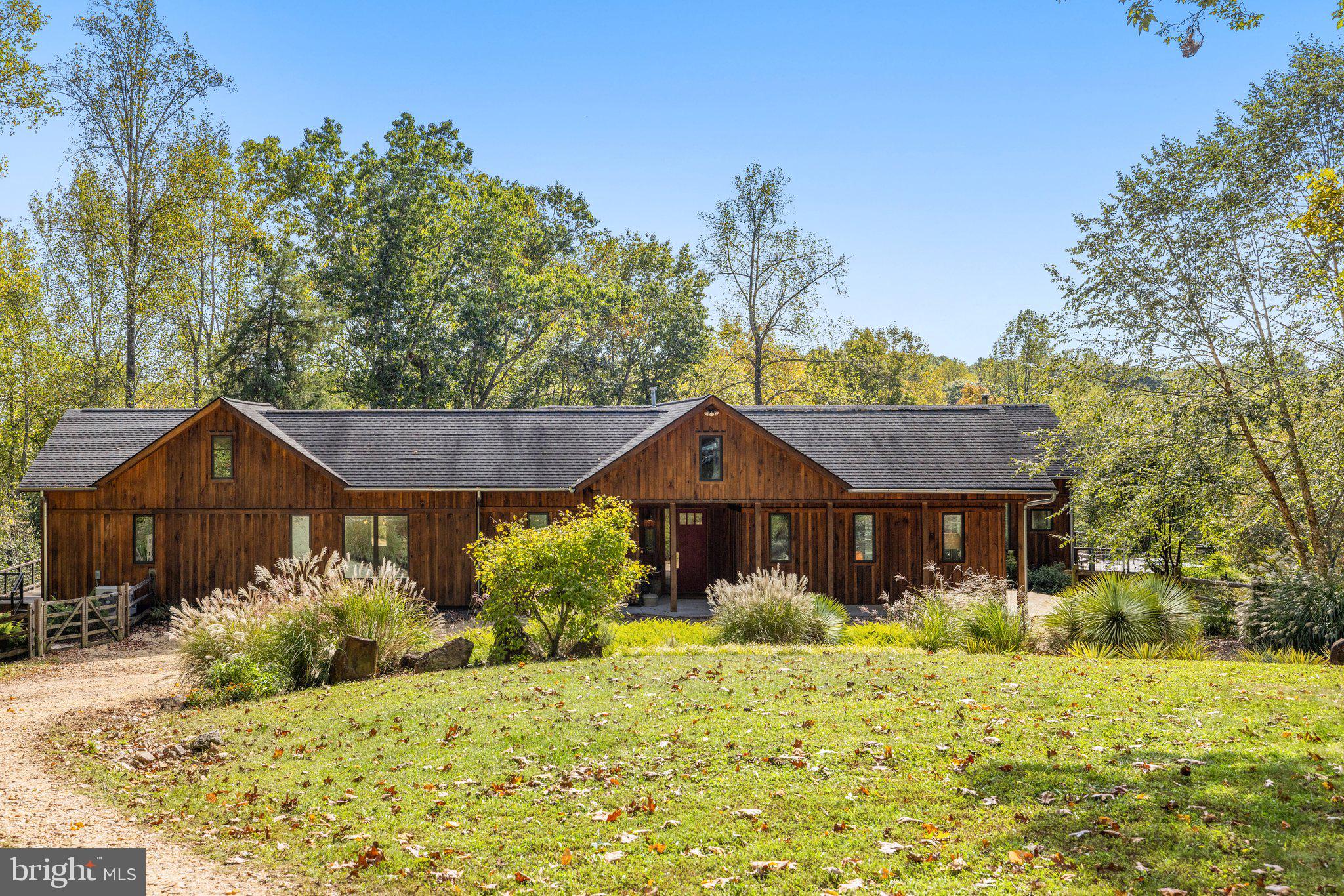 FLINT HILL - Residential