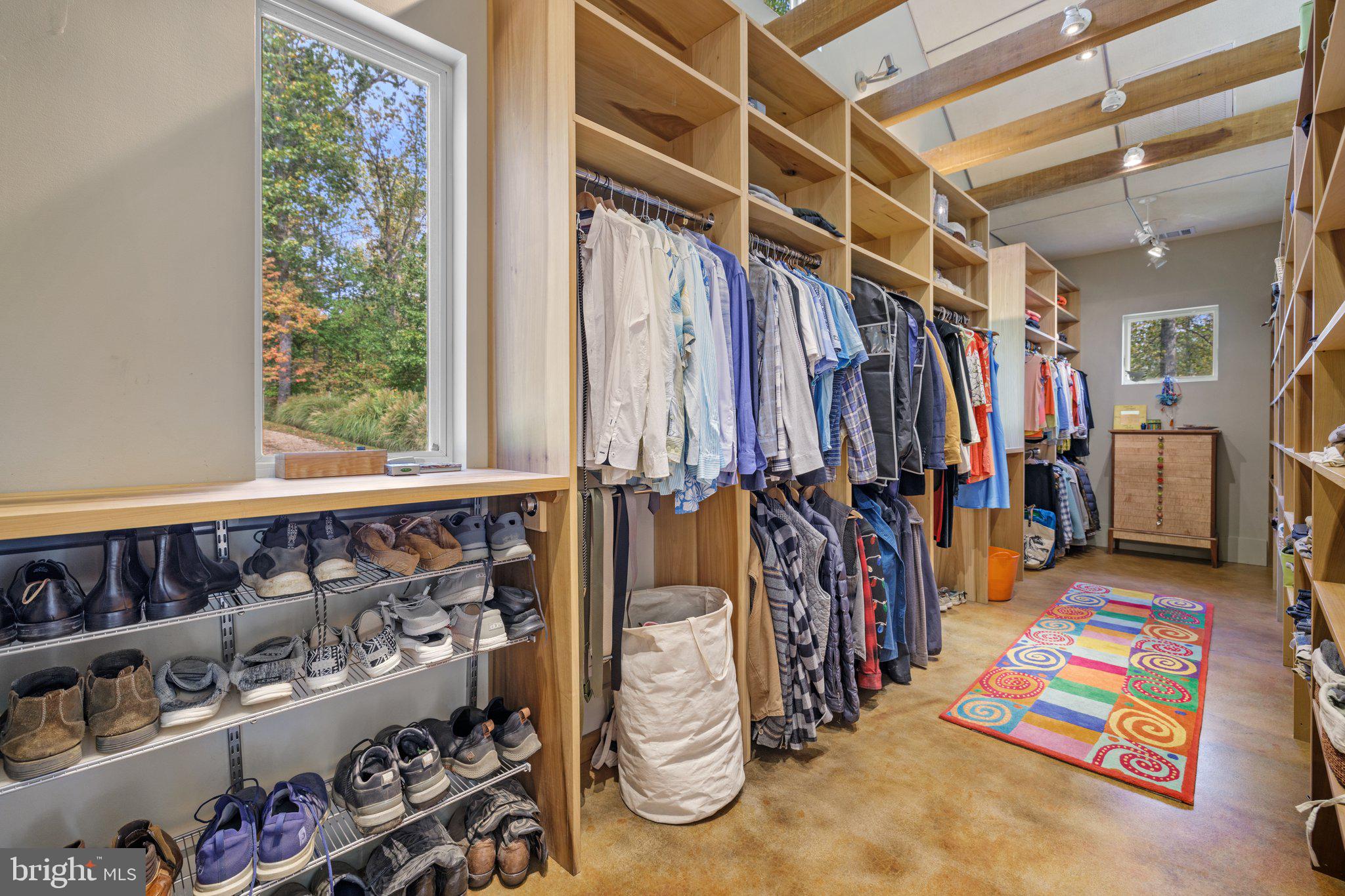 FLINT HILL - Residential