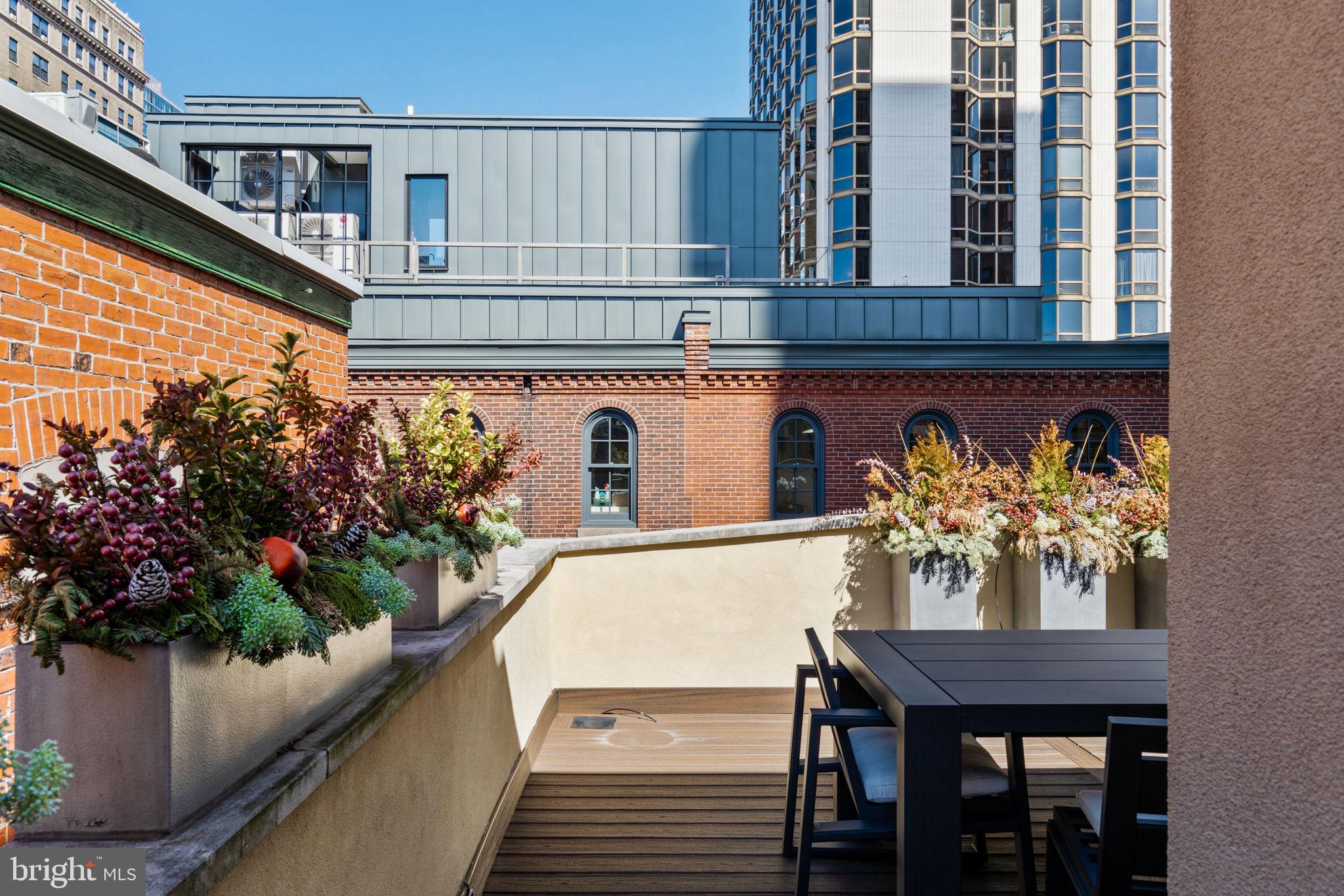 RITTENHOUSE SQUARE - Residential