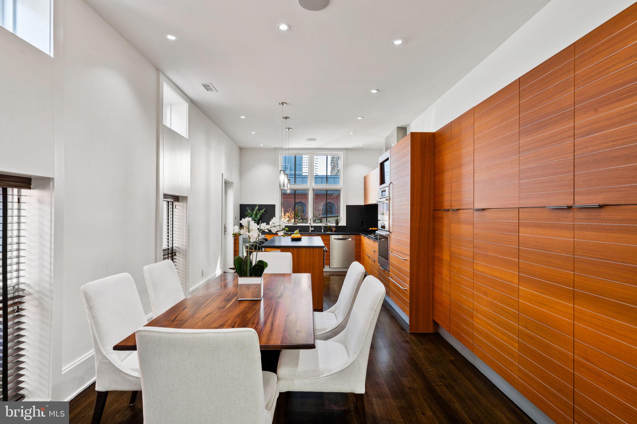 RITTENHOUSE SQUARE - Residential