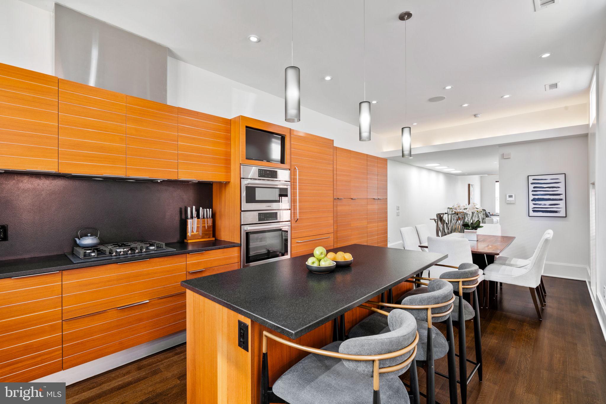 RITTENHOUSE SQUARE - Residential