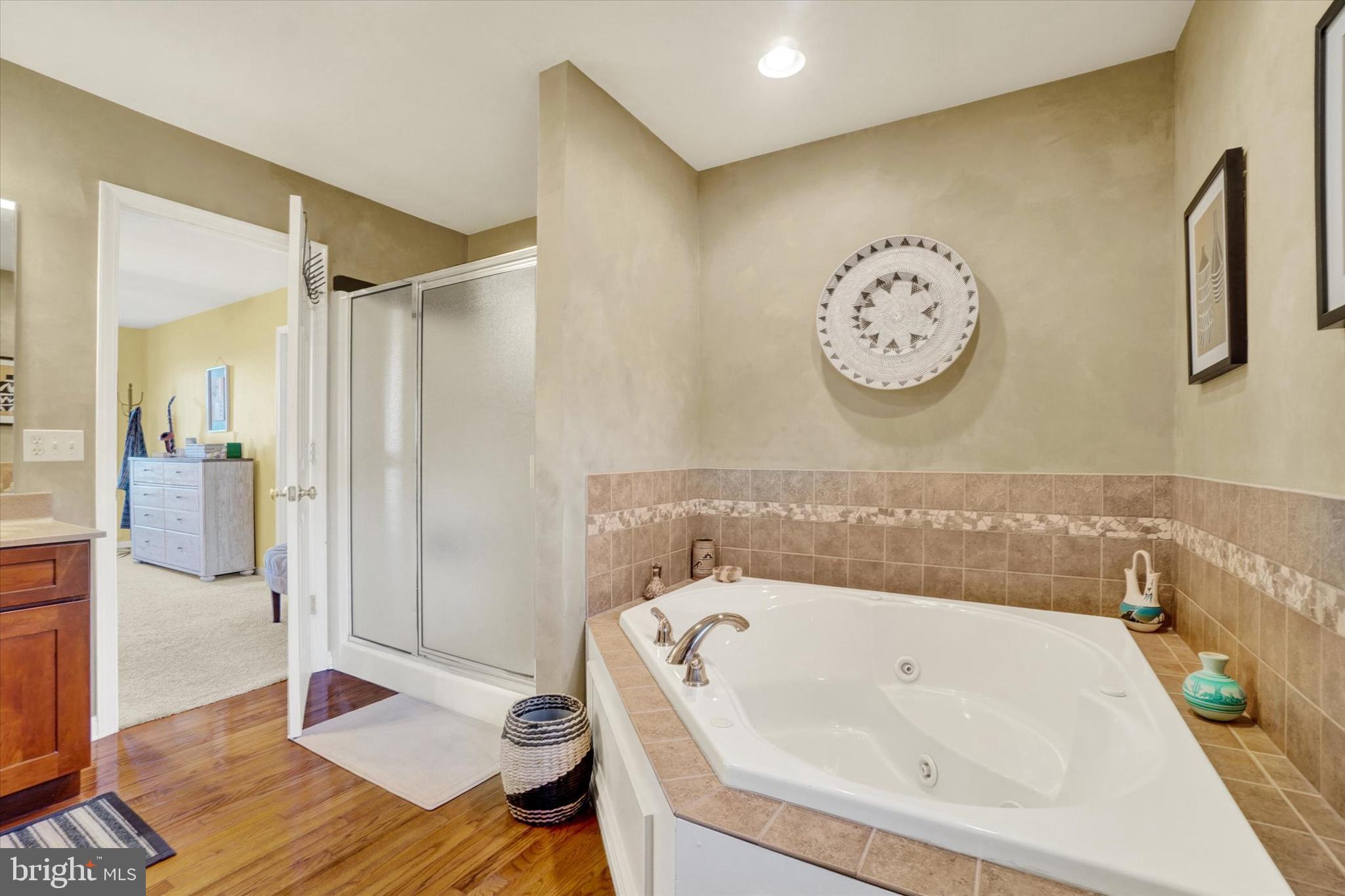 LOCUST HILL - Residential