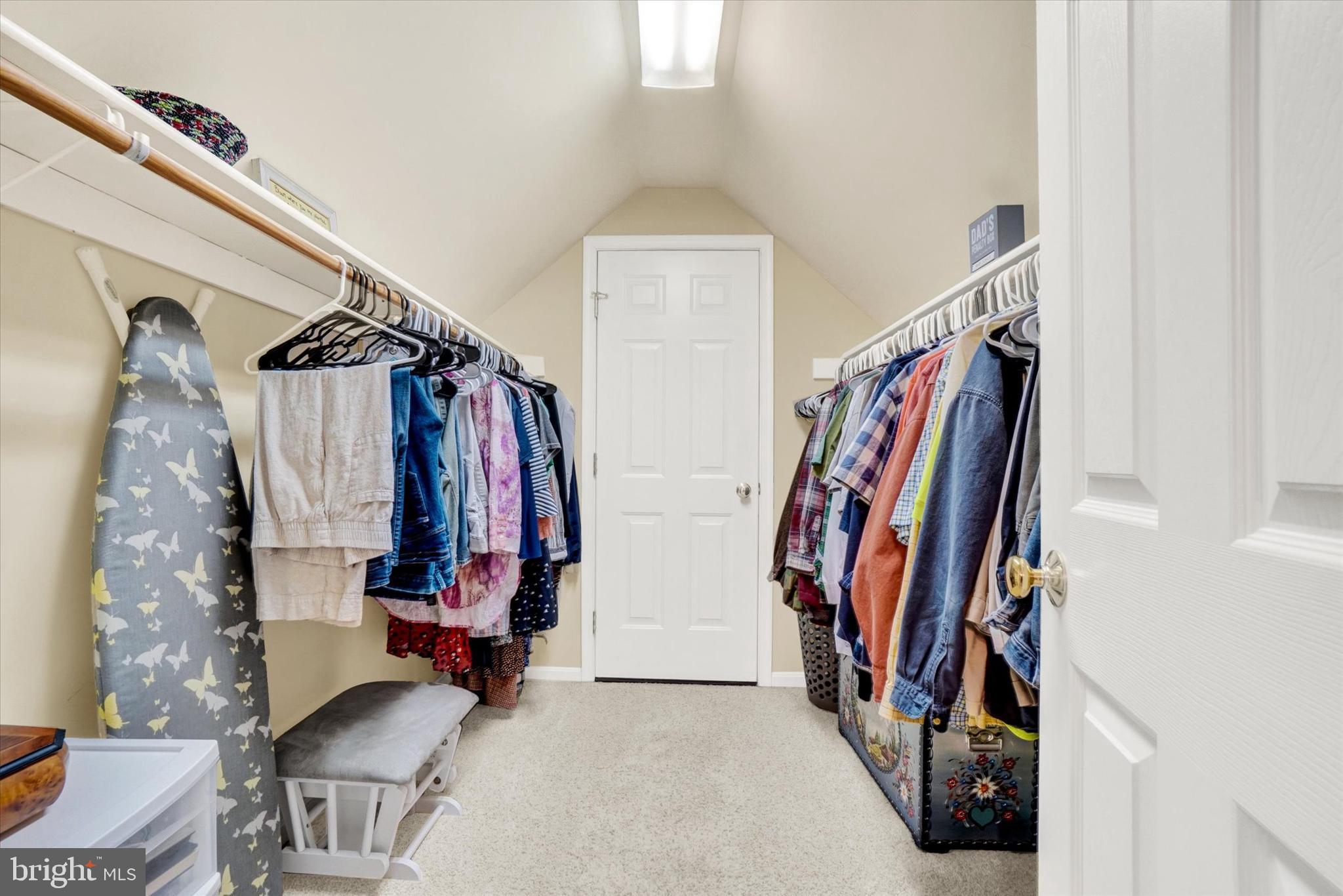 LOCUST HILL - Residential