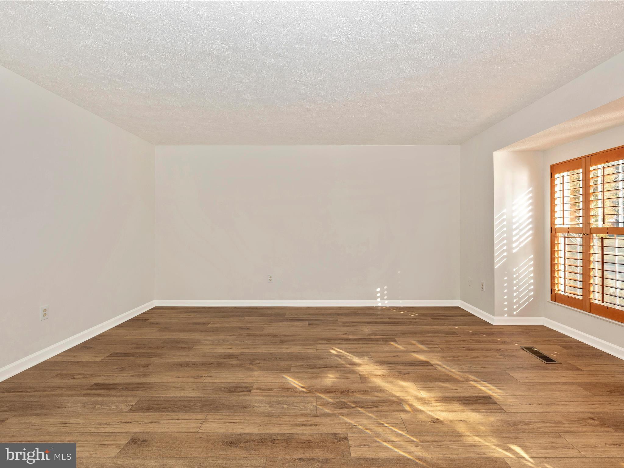 STUART MECHANIC - Residential