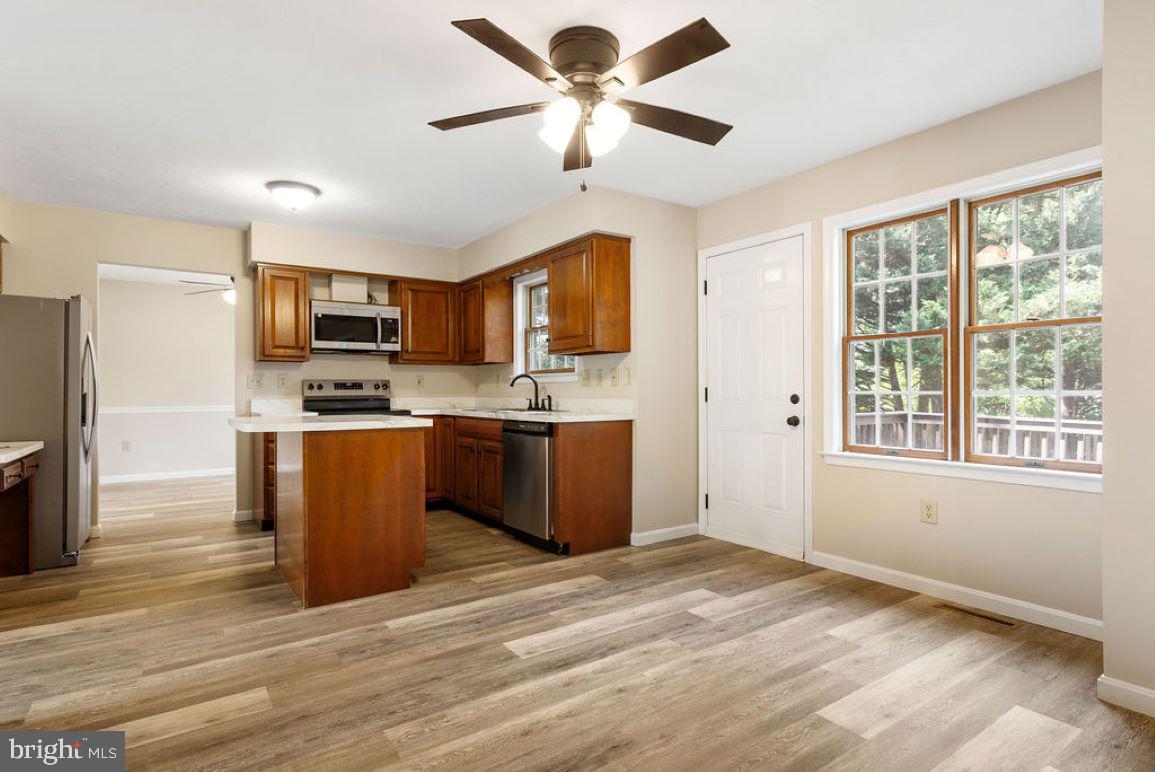 HOLLYWOOD ESTATES - Residential