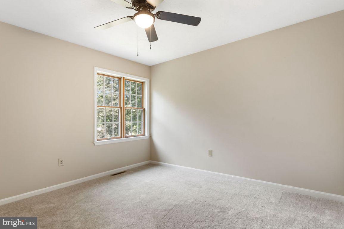 HOLLYWOOD ESTATES - Residential