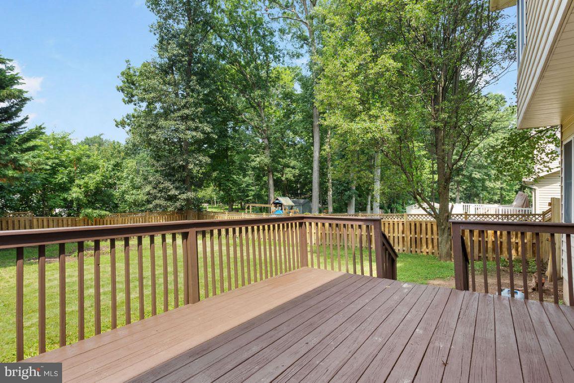 HOLLYWOOD ESTATES - Residential