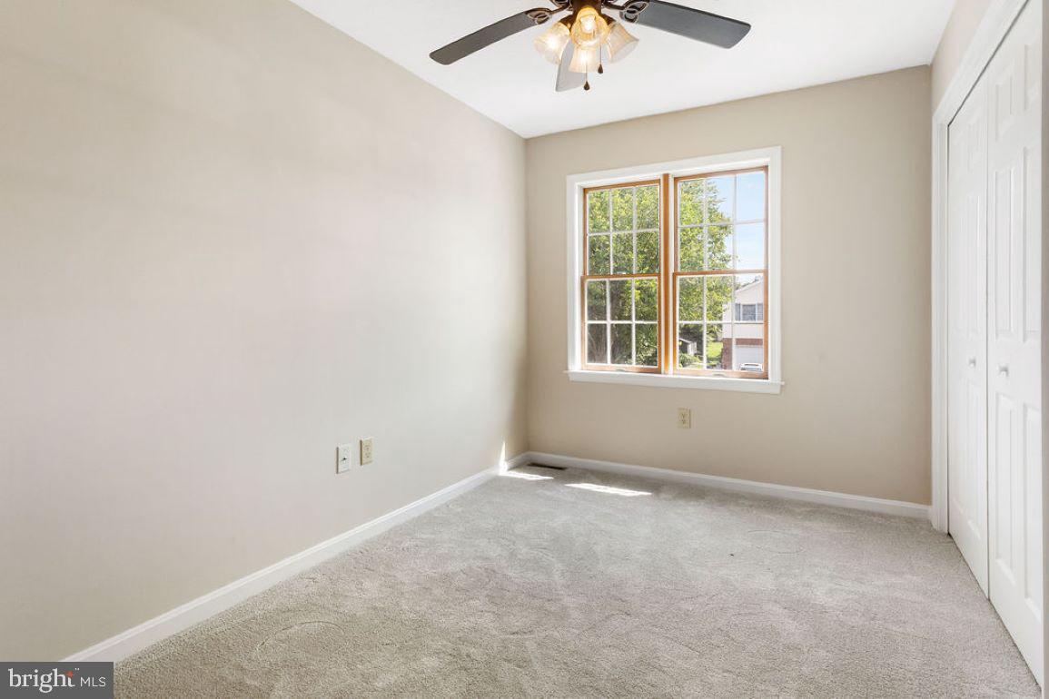 HOLLYWOOD ESTATES - Residential