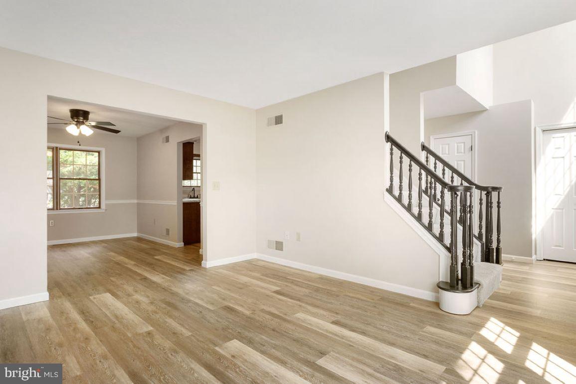 HOLLYWOOD ESTATES - Residential