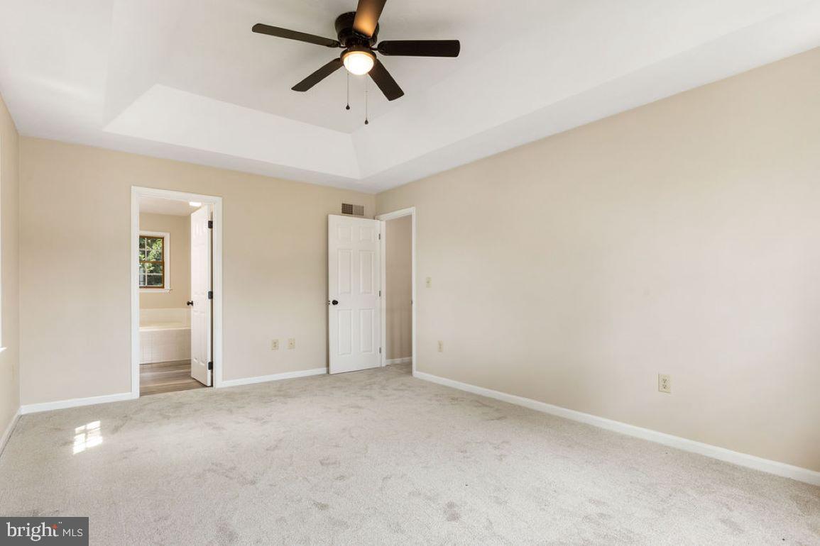 HOLLYWOOD ESTATES - Residential