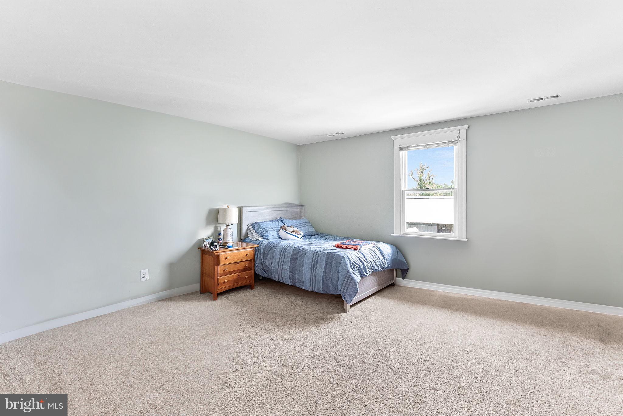 OLNEY OUTSIDE - Residential