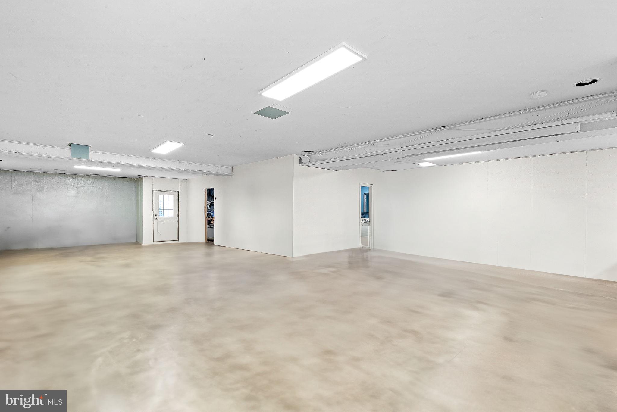 OLNEY OUTSIDE - Residential