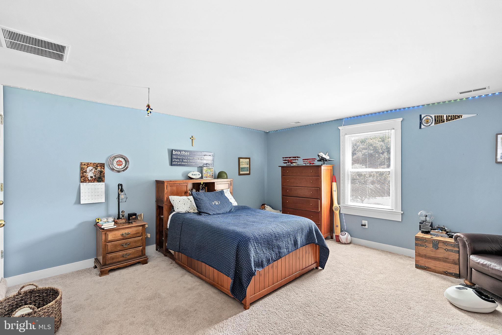 OLNEY OUTSIDE - Residential