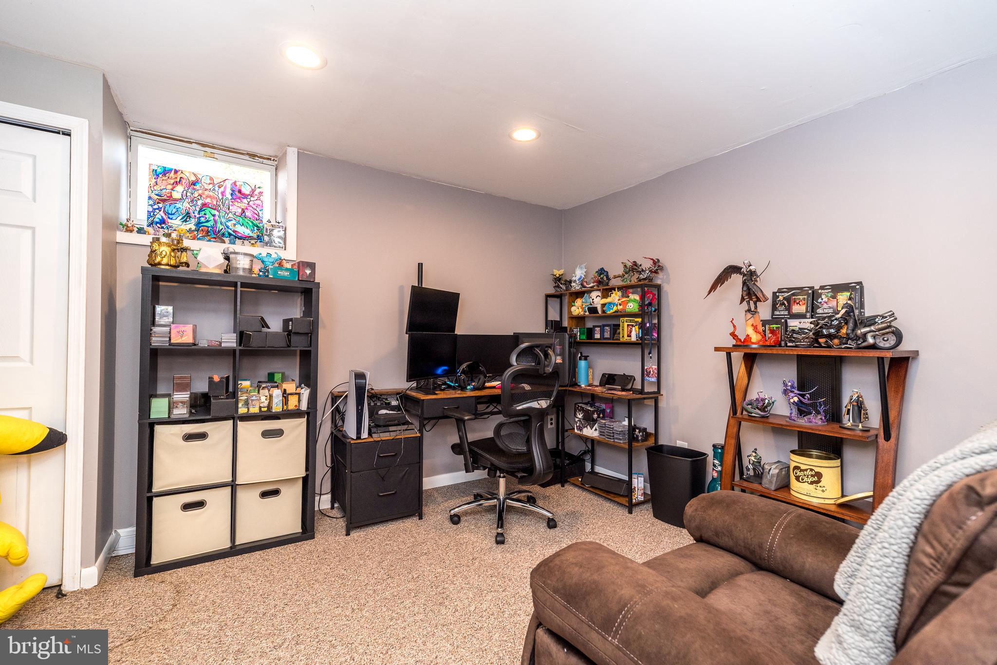 HUNTERS CROSSING - Residential