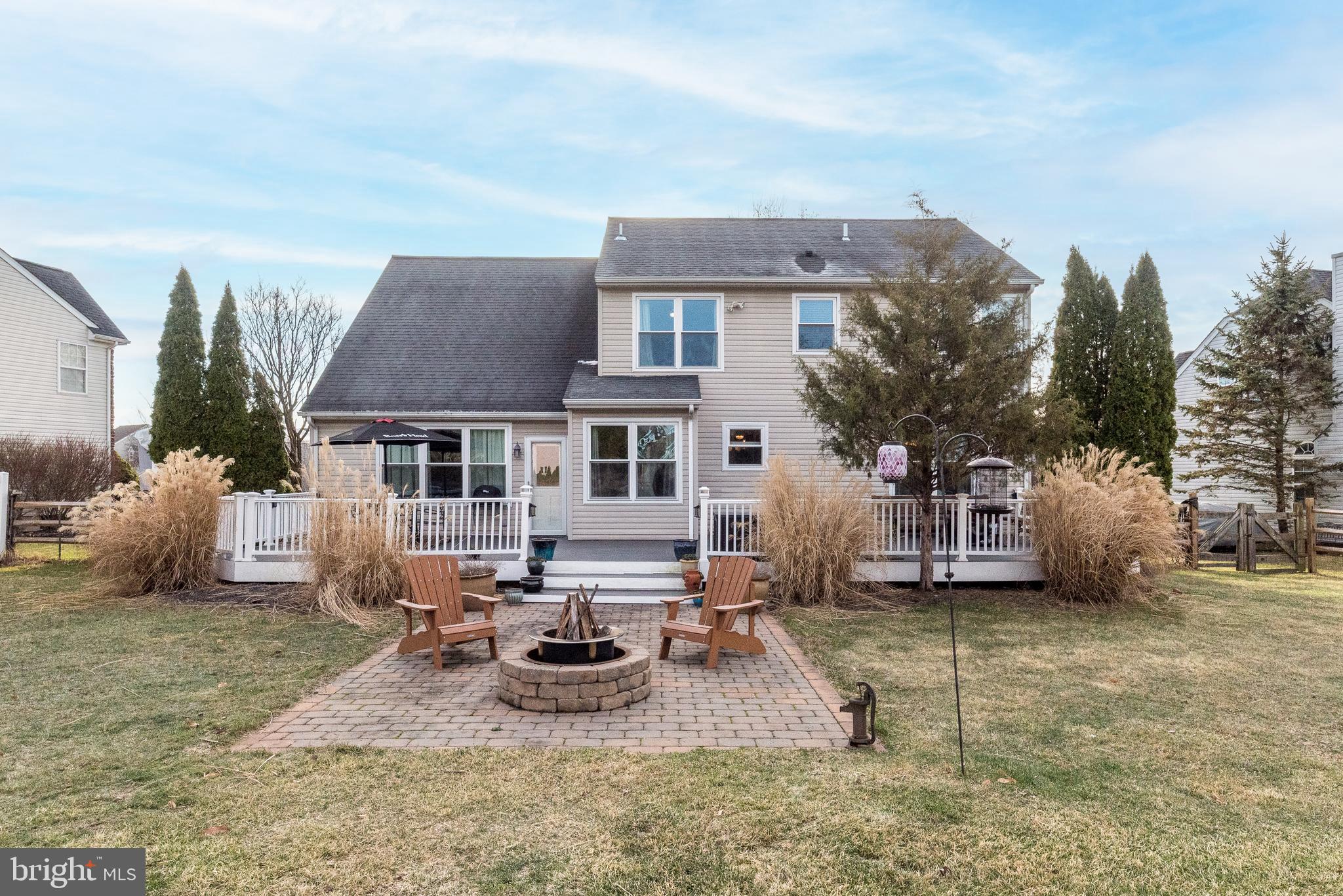 HUNTERS CROSSING - Residential