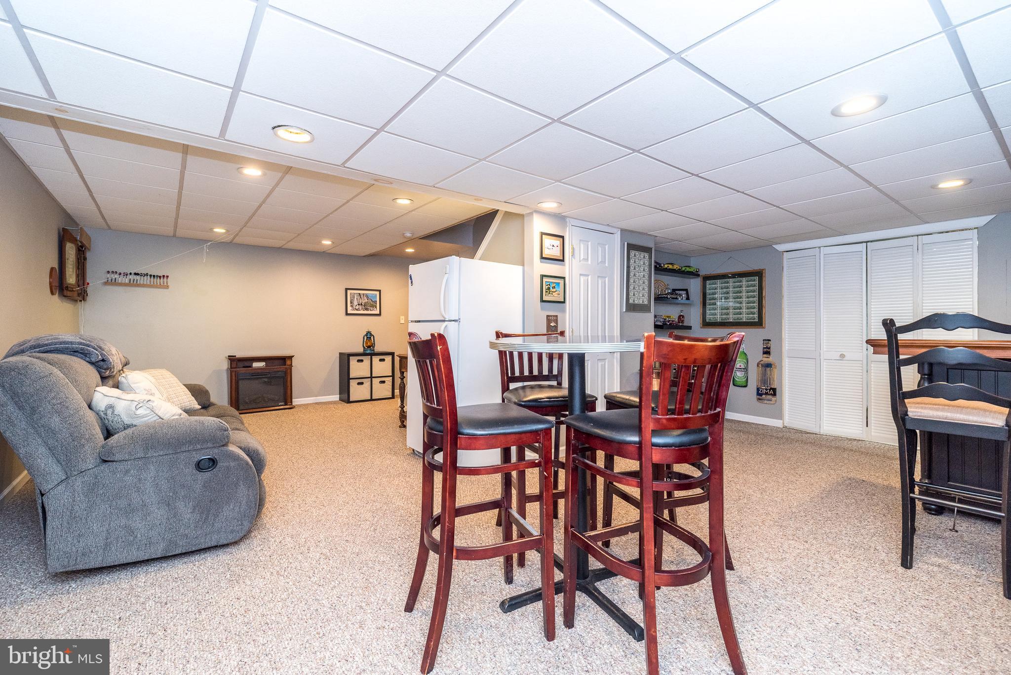 HUNTERS CROSSING - Residential