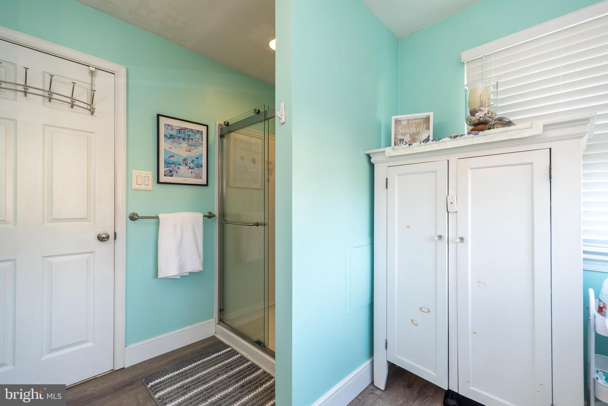 HUNTERS CROSSING - Residential