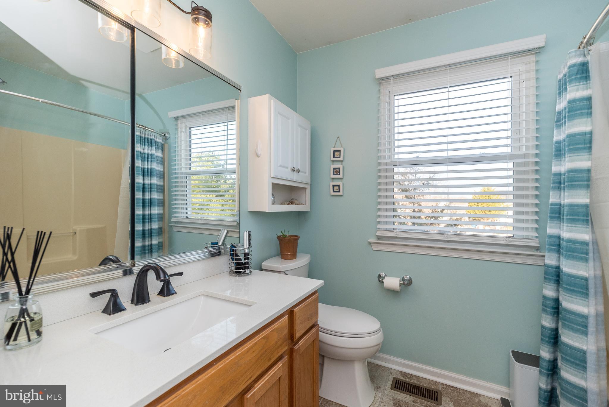 HUNTERS CROSSING - Residential