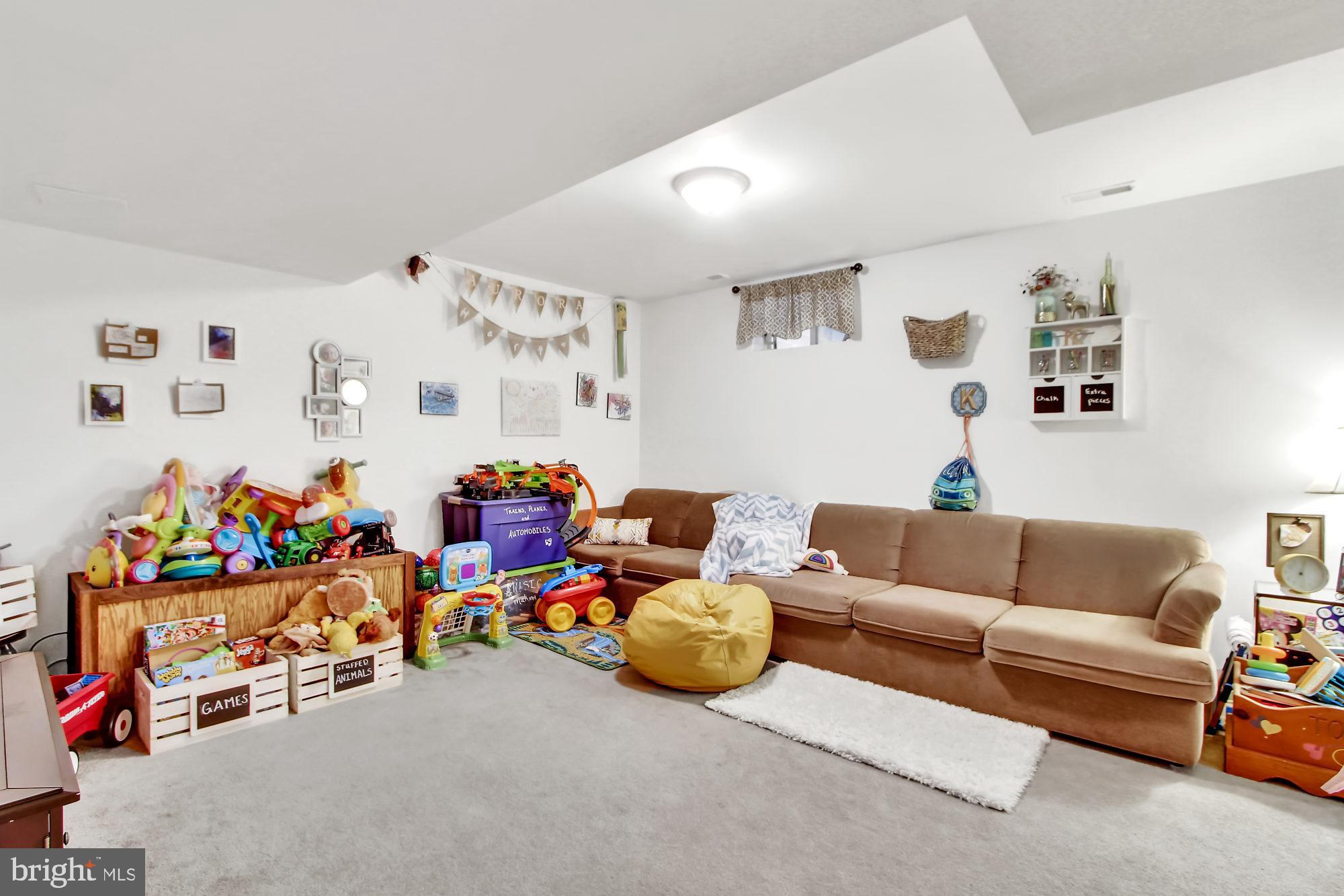 MENLENA VILLAGE - Residential